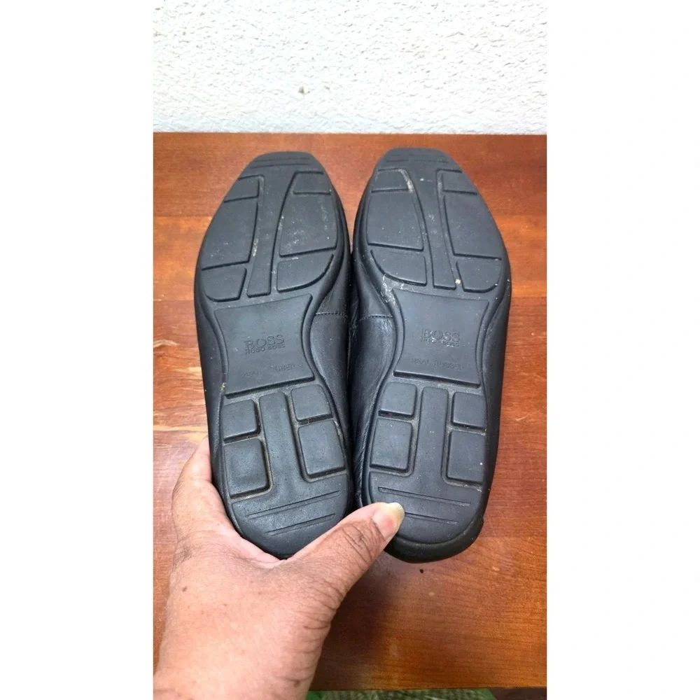 Hugo Boss Men's Black Leather Slip-On Loafers Metal Bit Detail - Size 11.5M‎